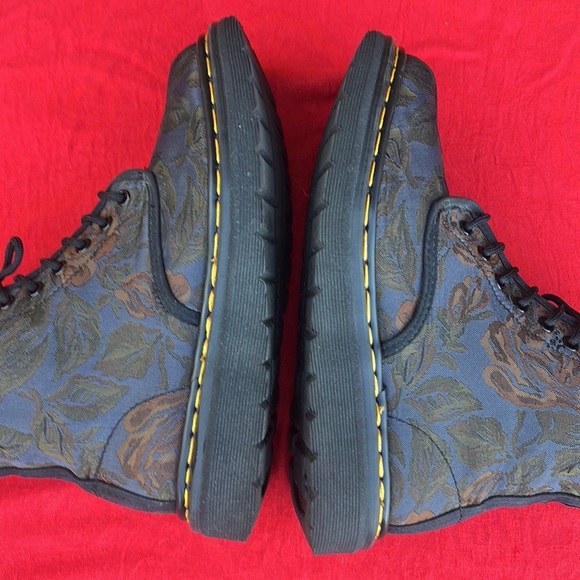 🏴 RARE Blue Floral Tapestry Dr. Martens Brocade Boots UK 7 - Picture 14 of 17